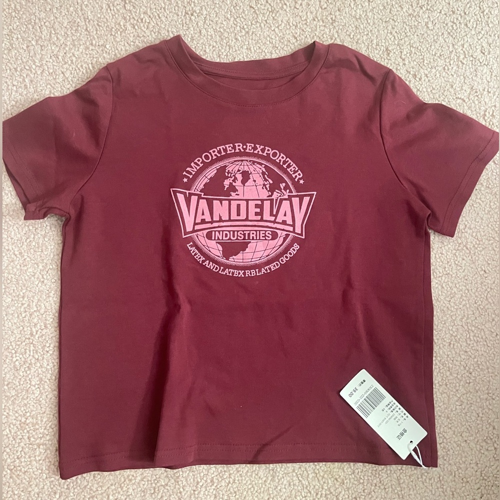 Brand new women’s maroon cropped T shirt S/M